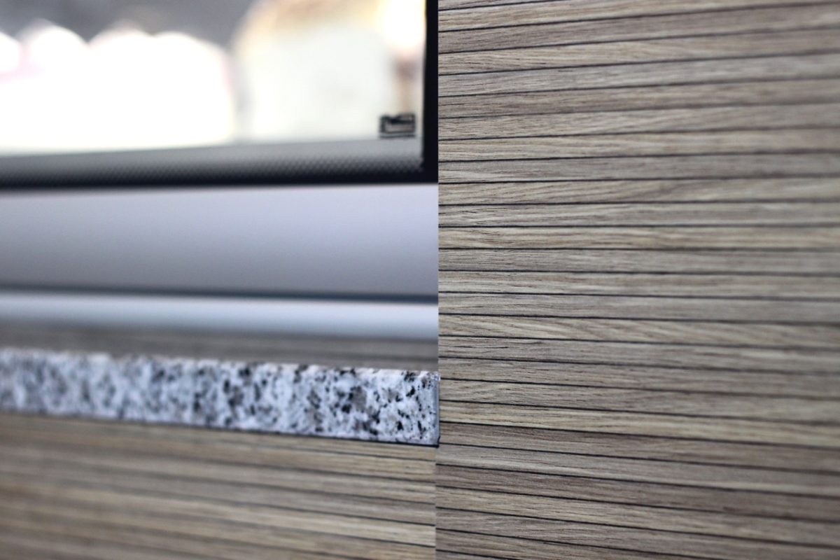 Kuchen-Vitrine-Detail-1