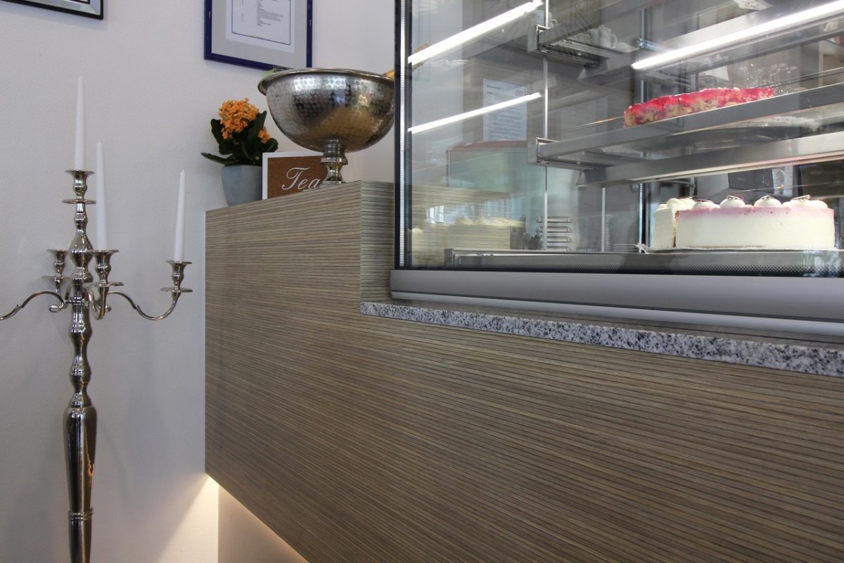 Kuchen-Vitrine-Detail-2